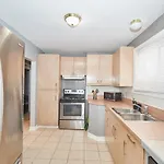 Modern 4 Bedroom Escape