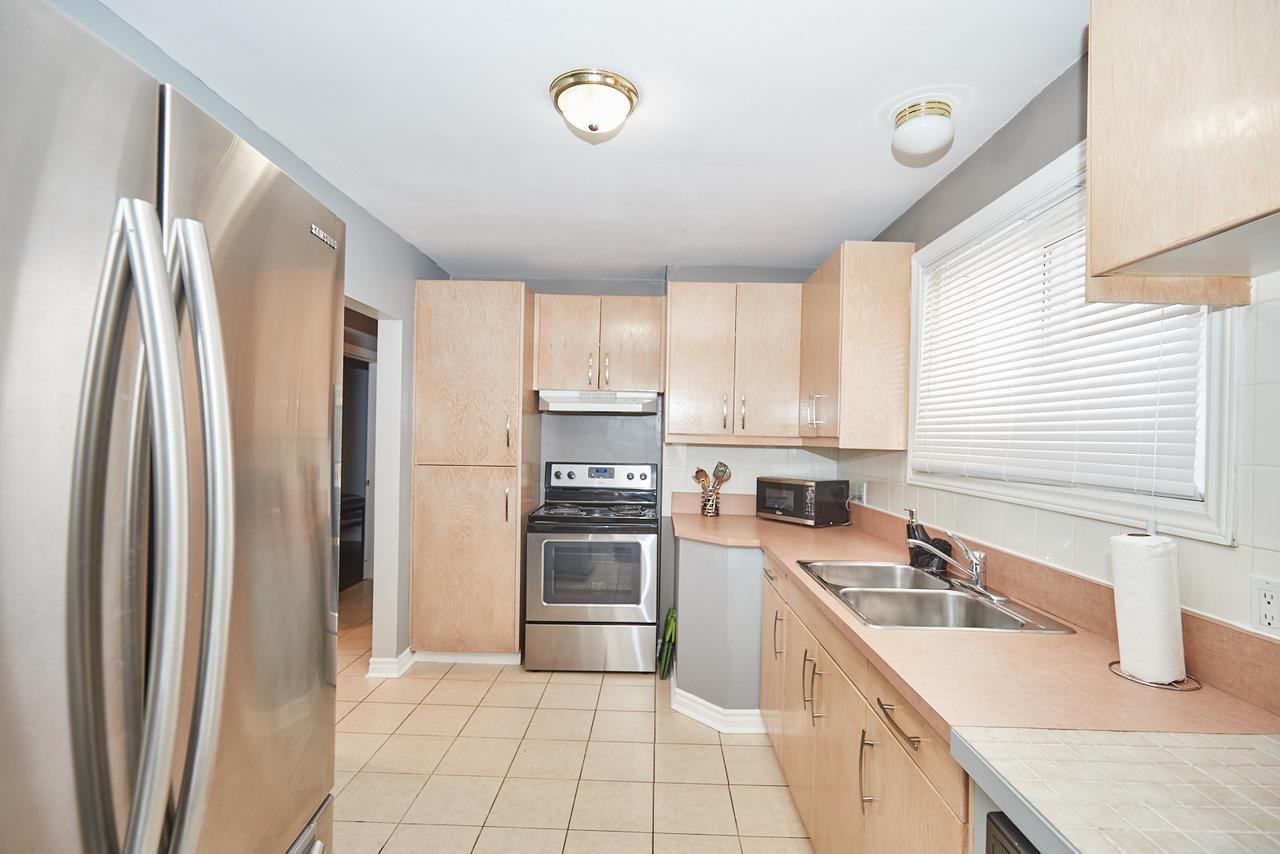 Modern 4 Bedroom Escape *