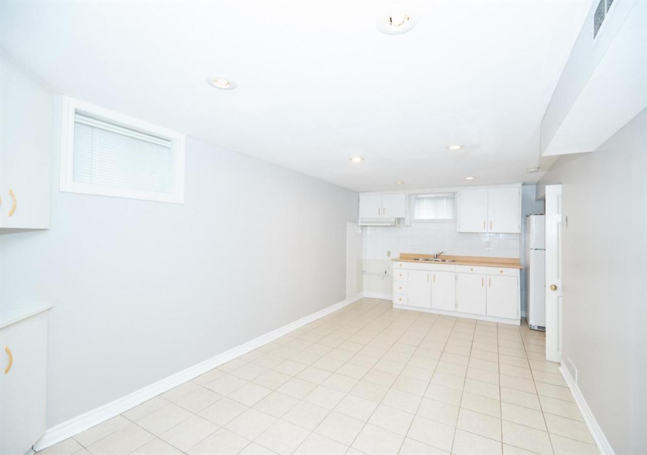 Modern 4 Bedroom Escape Niagara Falls